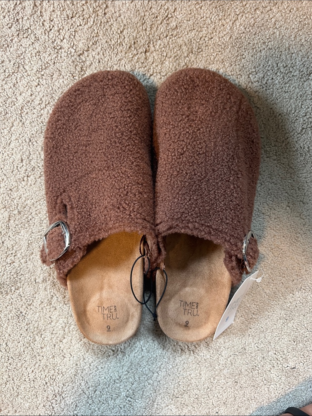 Time and Tru Brown Sherpa Buckle Clogs size 9 NWT